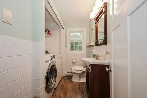 1 Woodridge Road Durham NH 03824