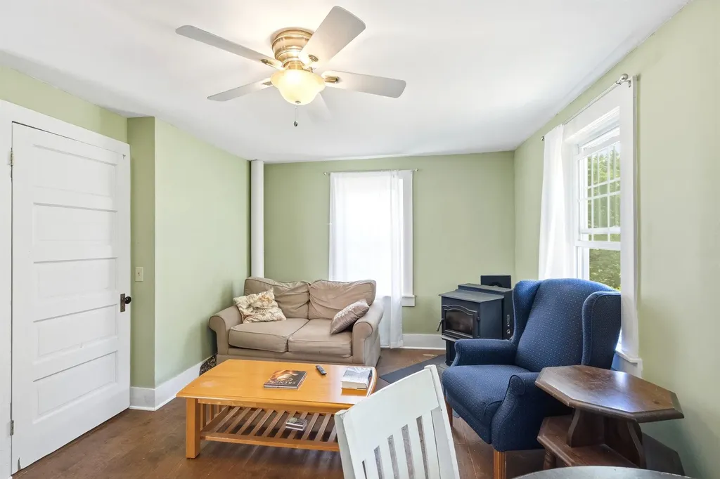 28 Christian Hill Road Swanzey NH 03446