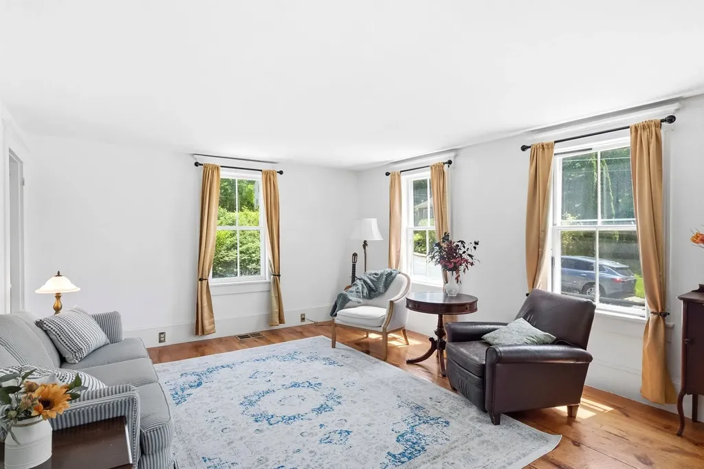 28 Christian Hill Road Swanzey NH 03446