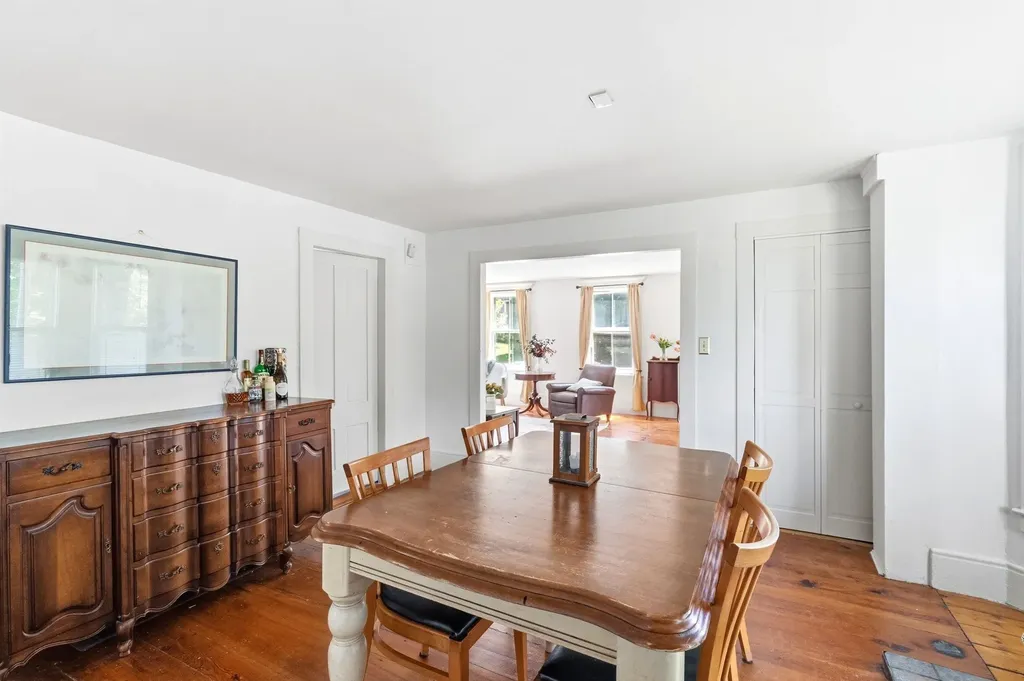 28 Christian Hill Road Swanzey NH 03446