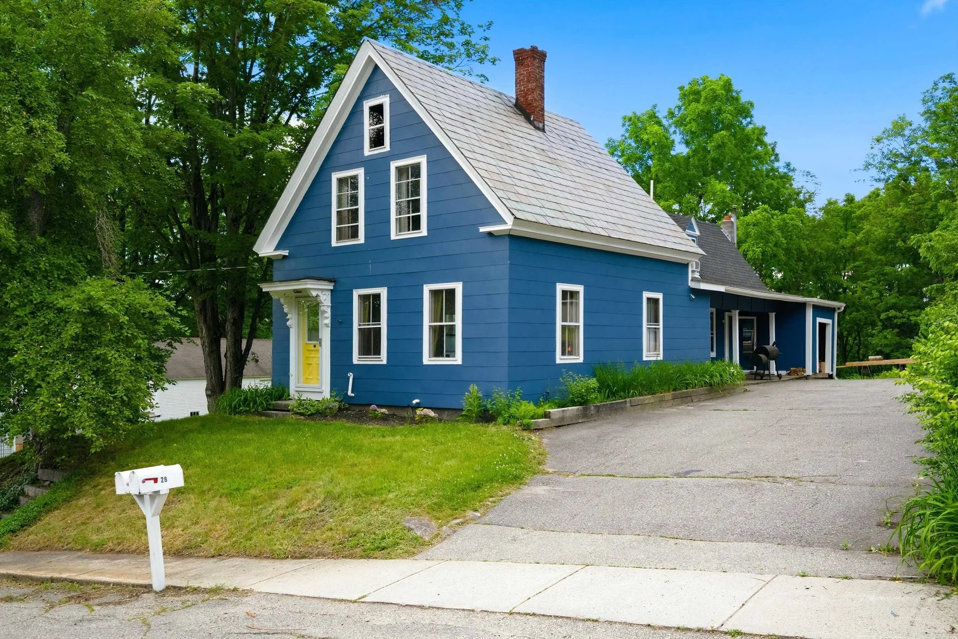 28 Christian Hill Road Swanzey NH 03446