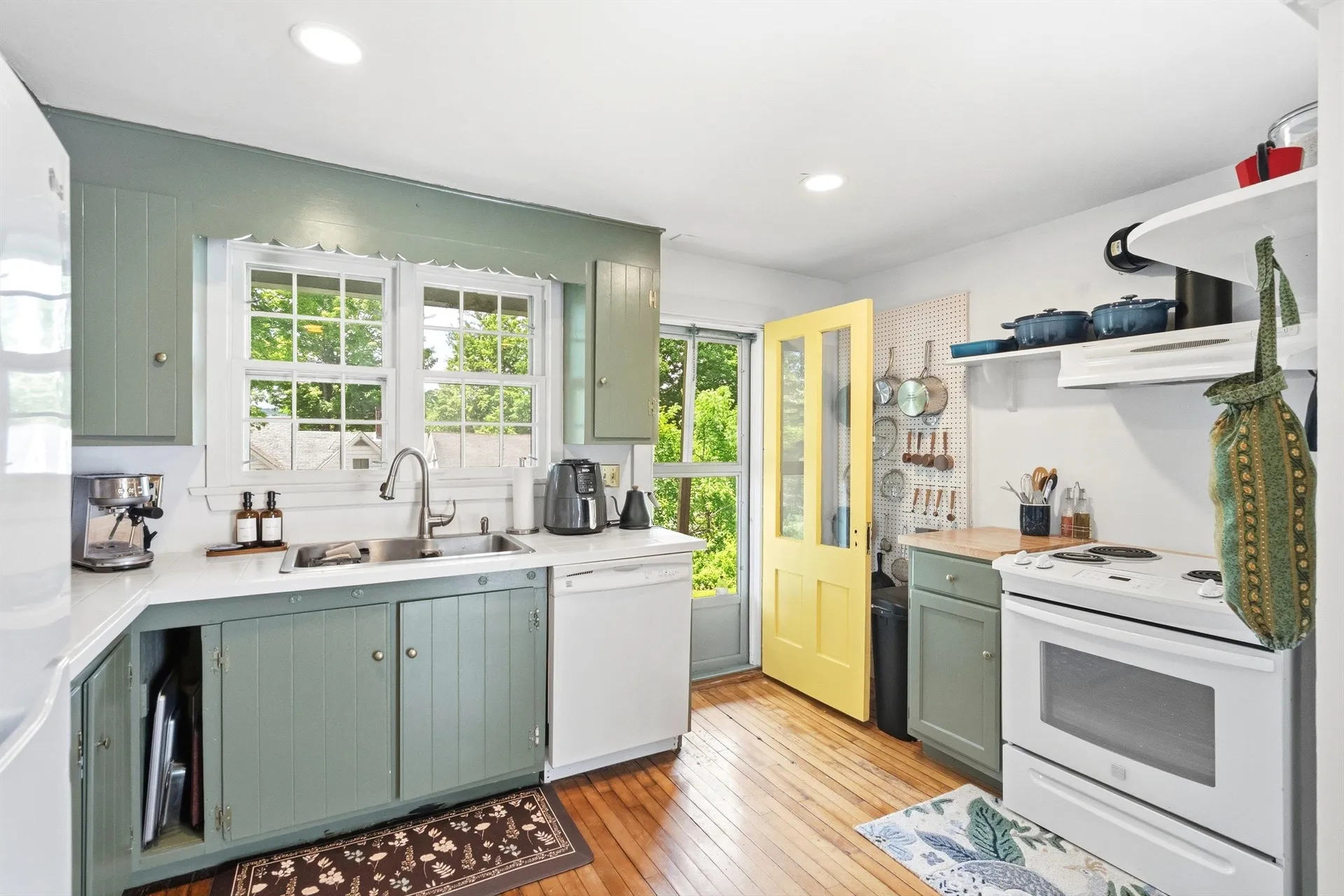 28 Christian Hill Road Swanzey NH 03446