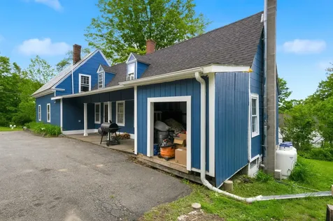 28 Christian Hill Road Swanzey NH 03446