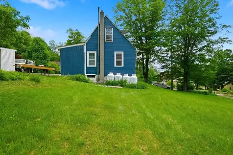 28 Christian Hill Road Swanzey NH 03446