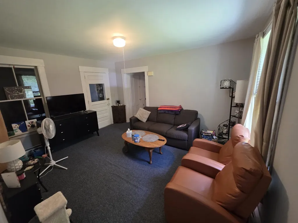 6 Pine Street Lebanon NH 03766