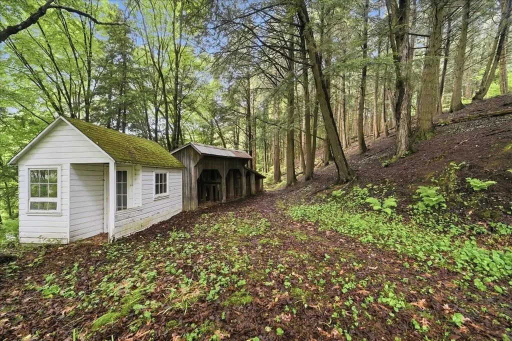 201 High Street Lyndon VT 05851