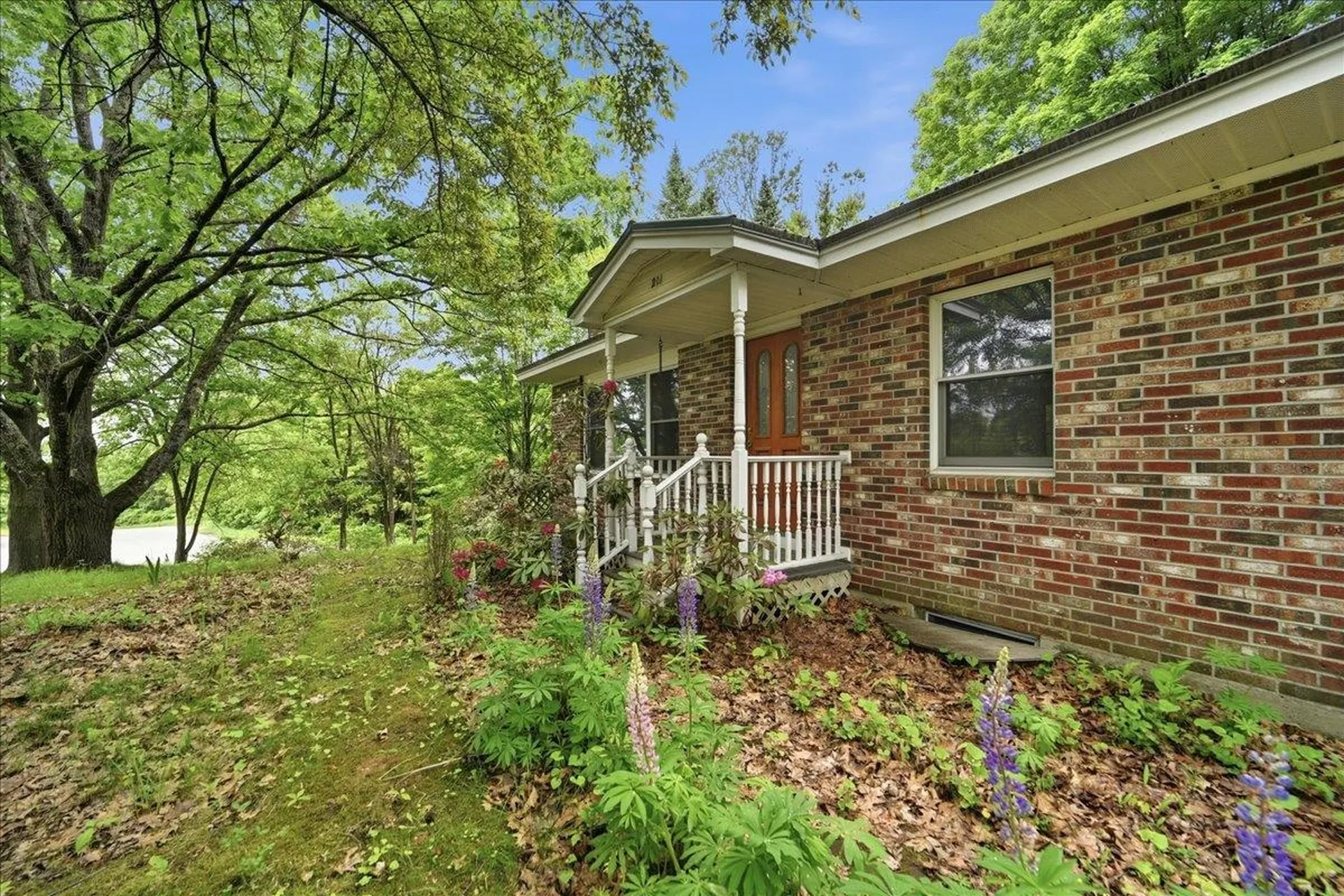 201 High Street Lyndon VT 05851