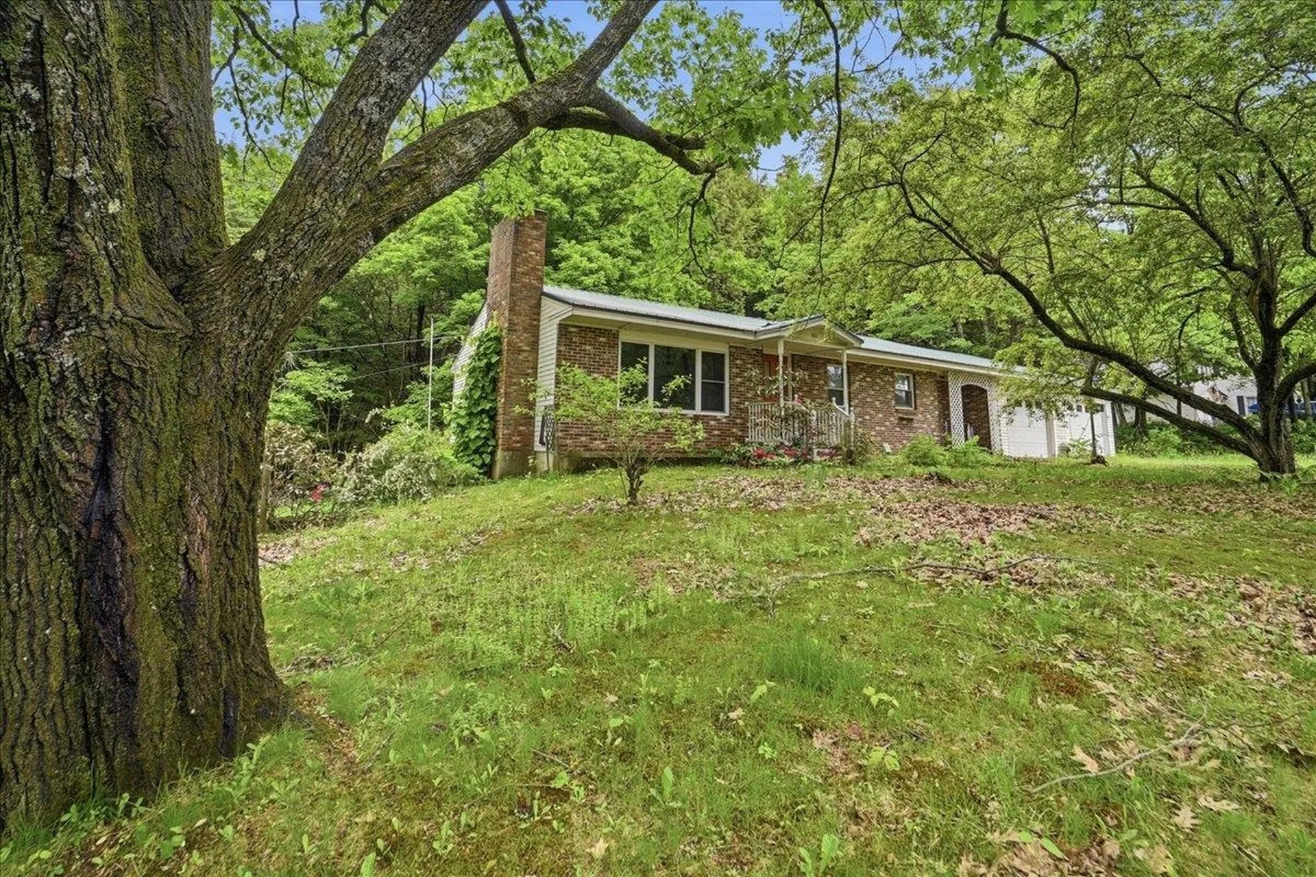 201 High Street Lyndon VT 05851