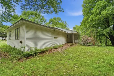201 High Street Lyndon VT 05851