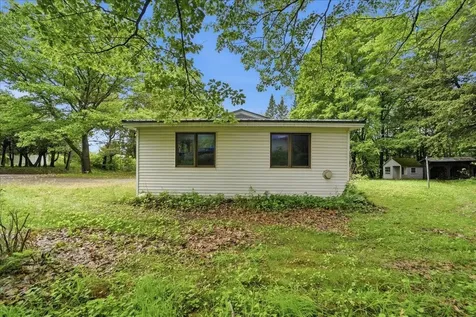 201 High Street Lyndon VT 05851