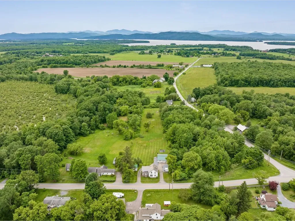 1853 Greenbush Road Ferrisburgh VT 05473