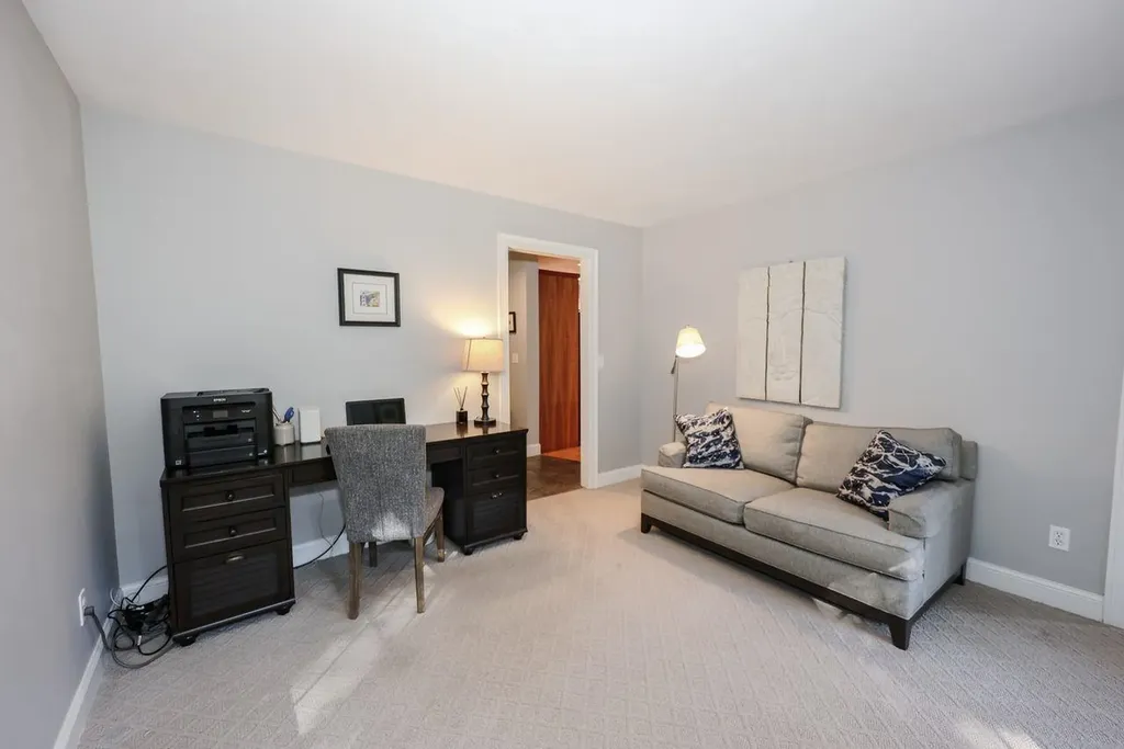 7 Anna Lisa Way Nottingham NH 03291