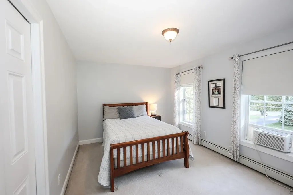 7 Anna Lisa Way Nottingham NH 03291