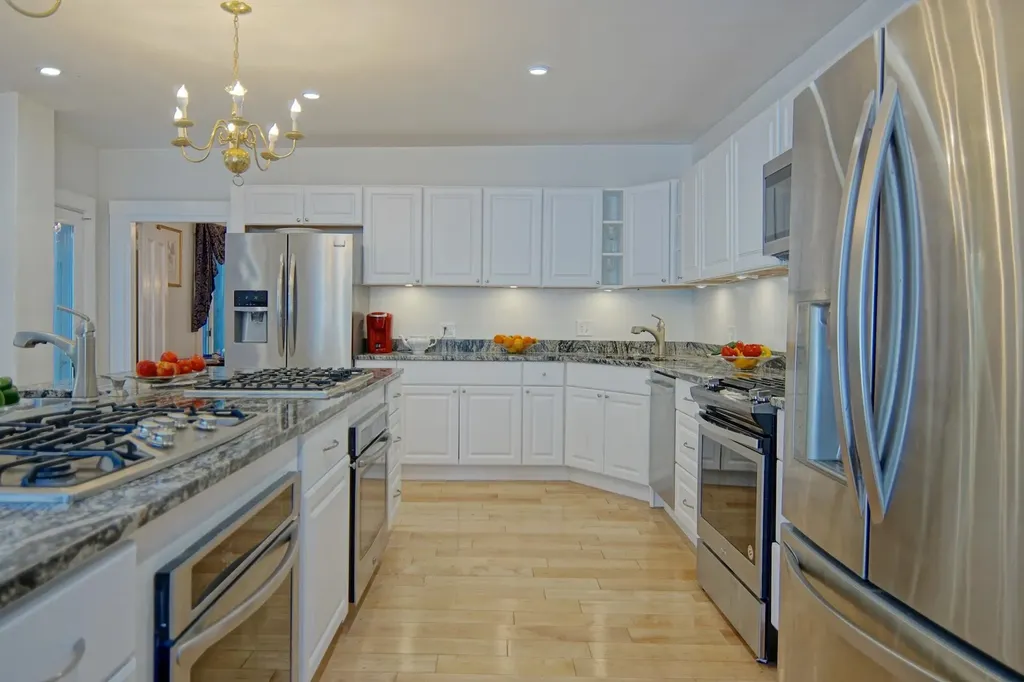 53 Austin Street Portsmouth NH 03801