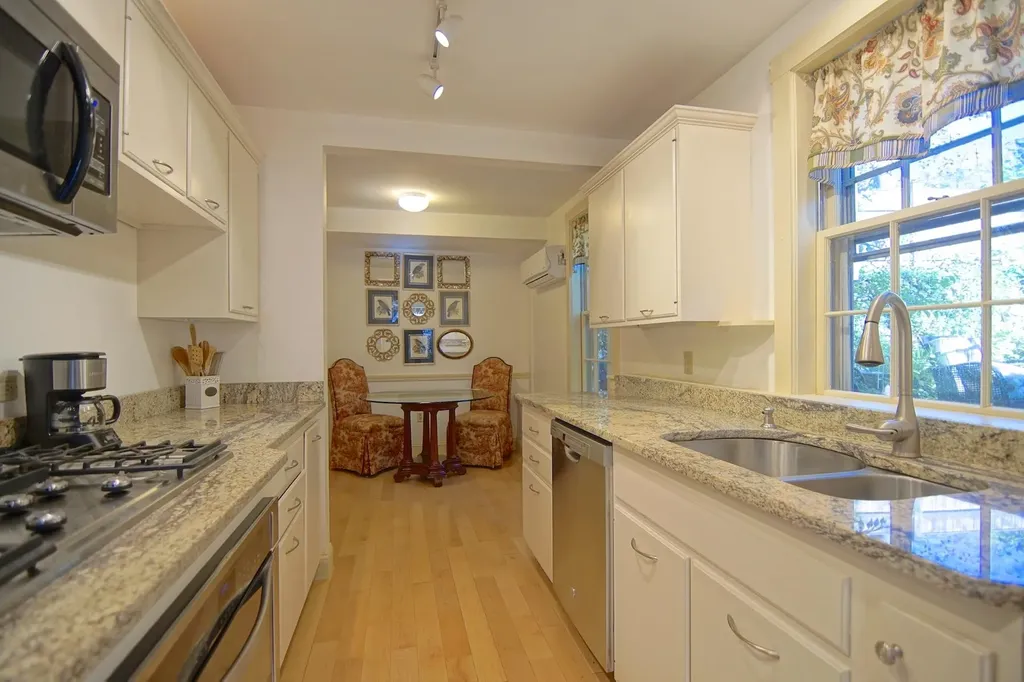 53 Austin Street Portsmouth NH 03801