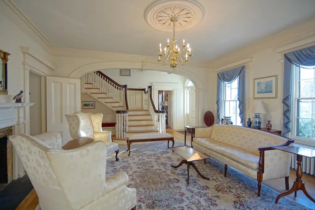 53 Austin Street Portsmouth NH 03801