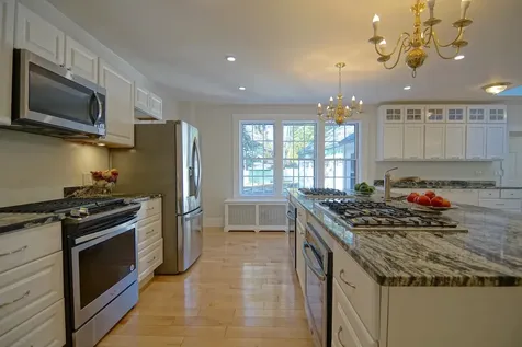 53 Austin Street Portsmouth NH 03801