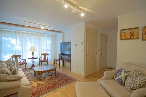 53 Austin Street Portsmouth NH 03801