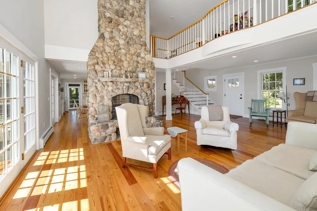 140 Holden Shore Road Wolfeboro NH 03894