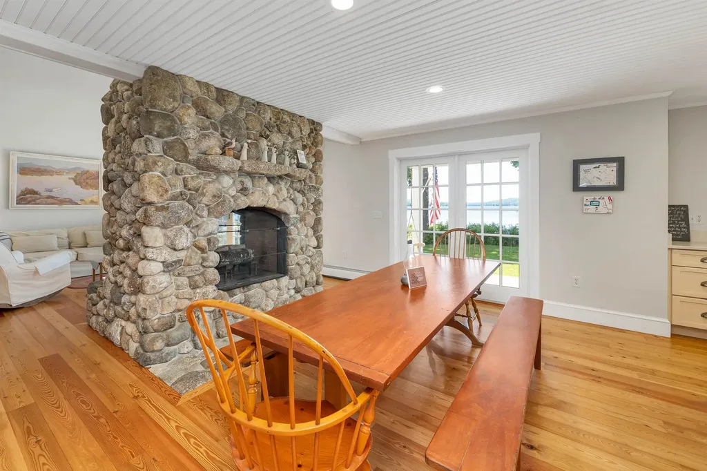 140 Holden Shore Road Wolfeboro NH 03894