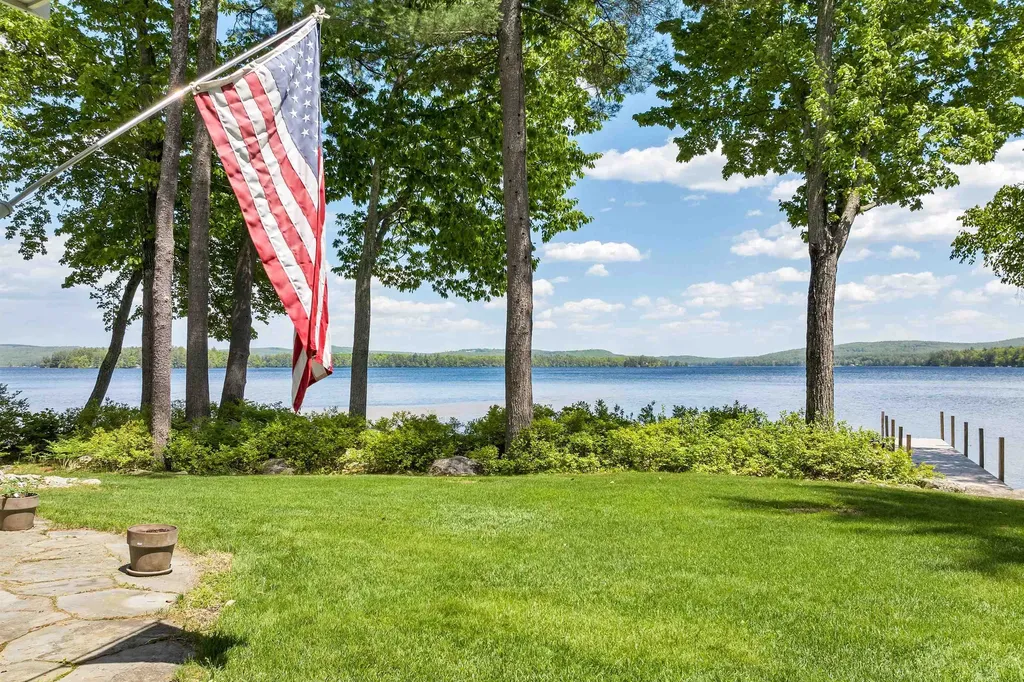 140 Holden Shore Road Wolfeboro NH 03894