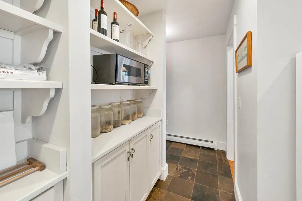 140 Holden Shore Road Wolfeboro NH 03894