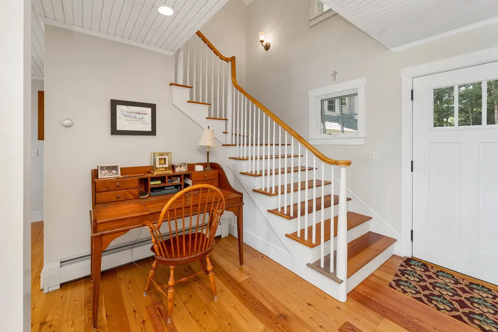 140 Holden Shore Road Wolfeboro NH 03894