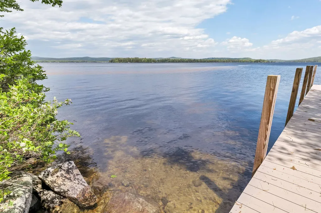 140 Holden Shore Road Wolfeboro NH 03894