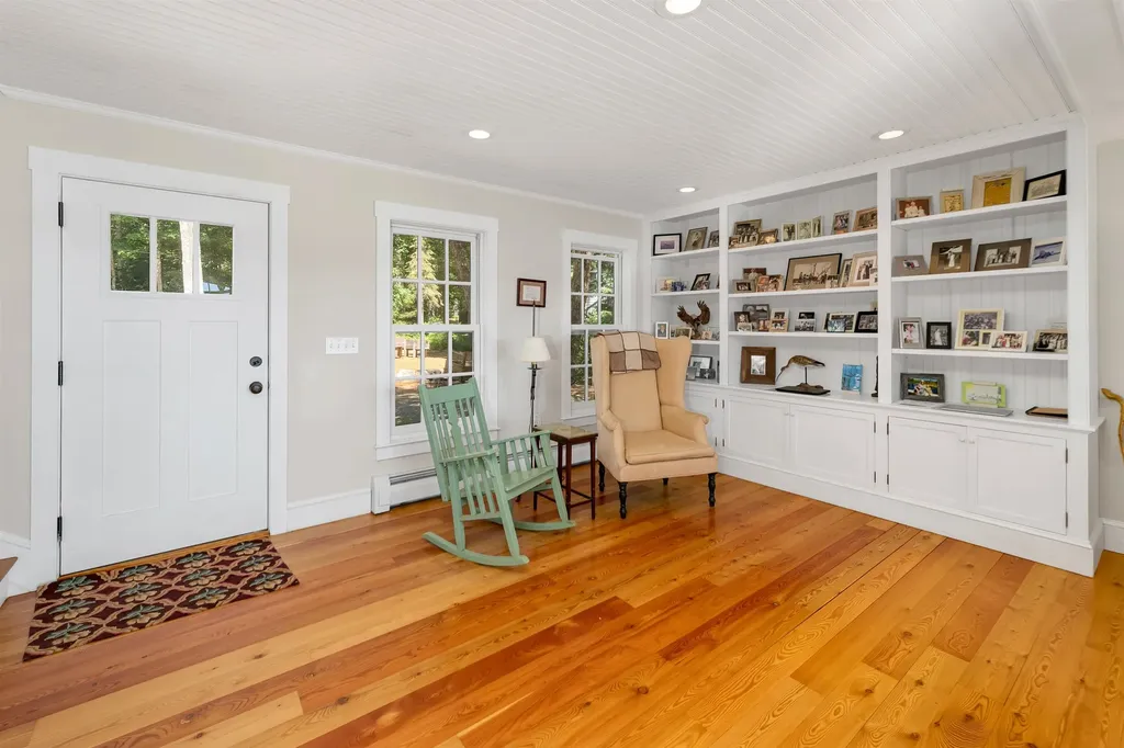 140 Holden Shore Road Wolfeboro NH 03894