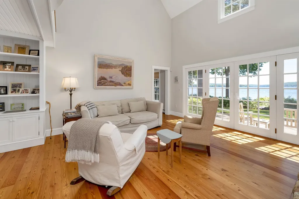 140 Holden Shore Road Wolfeboro NH 03894