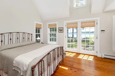 140 Holden Shore Road Wolfeboro NH 03894