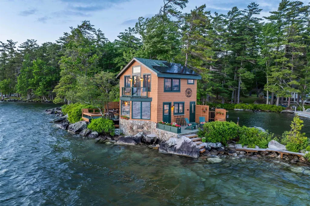 1 Windswept Island Tuftonboro NH 03254