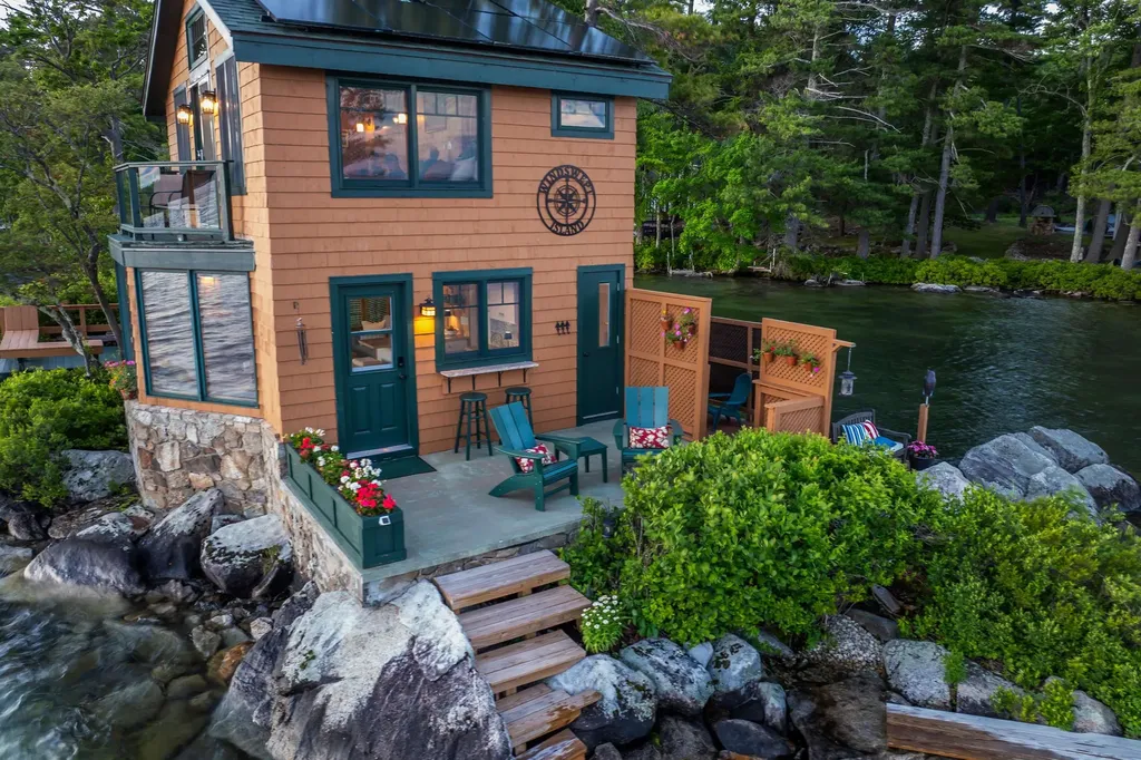 1 Windswept Island Tuftonboro NH 03254