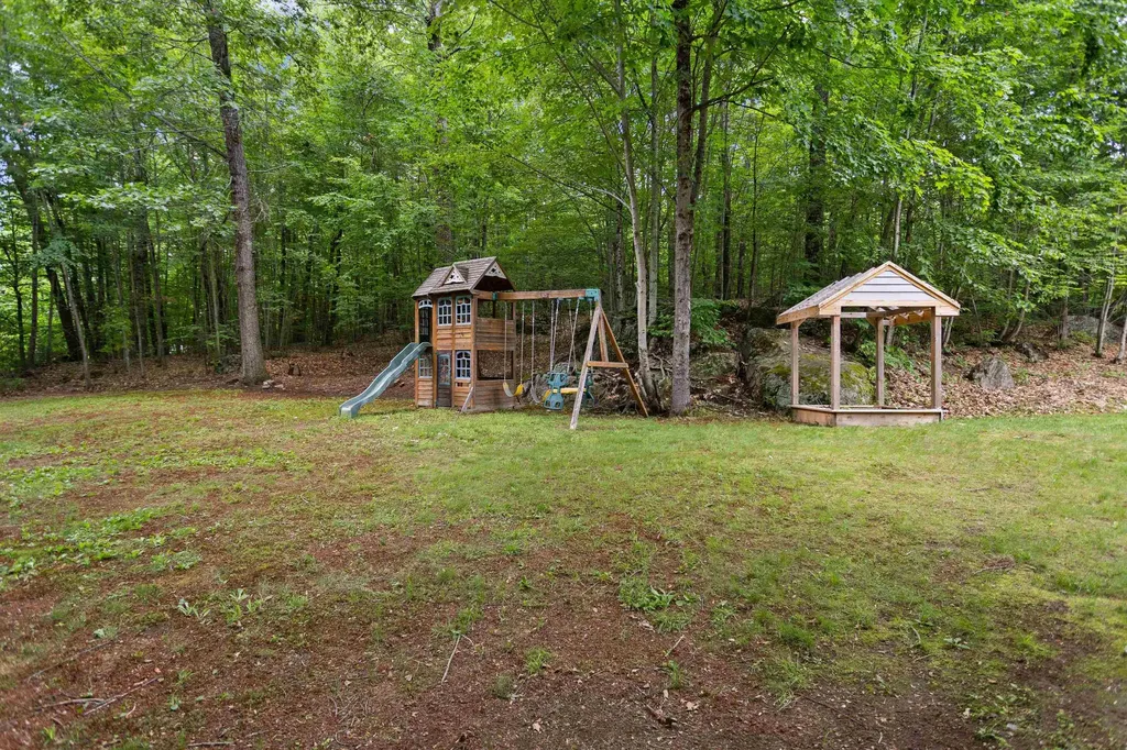 7 Lew Alice Drive Boscawen NH 03303