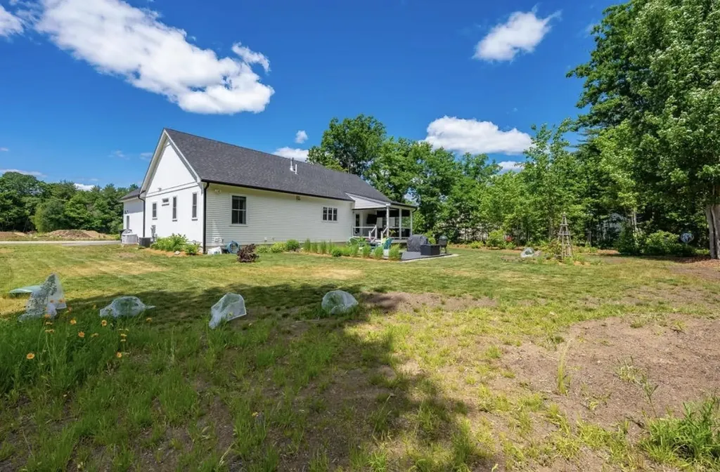19 Peterson Road Rochester NH 03839