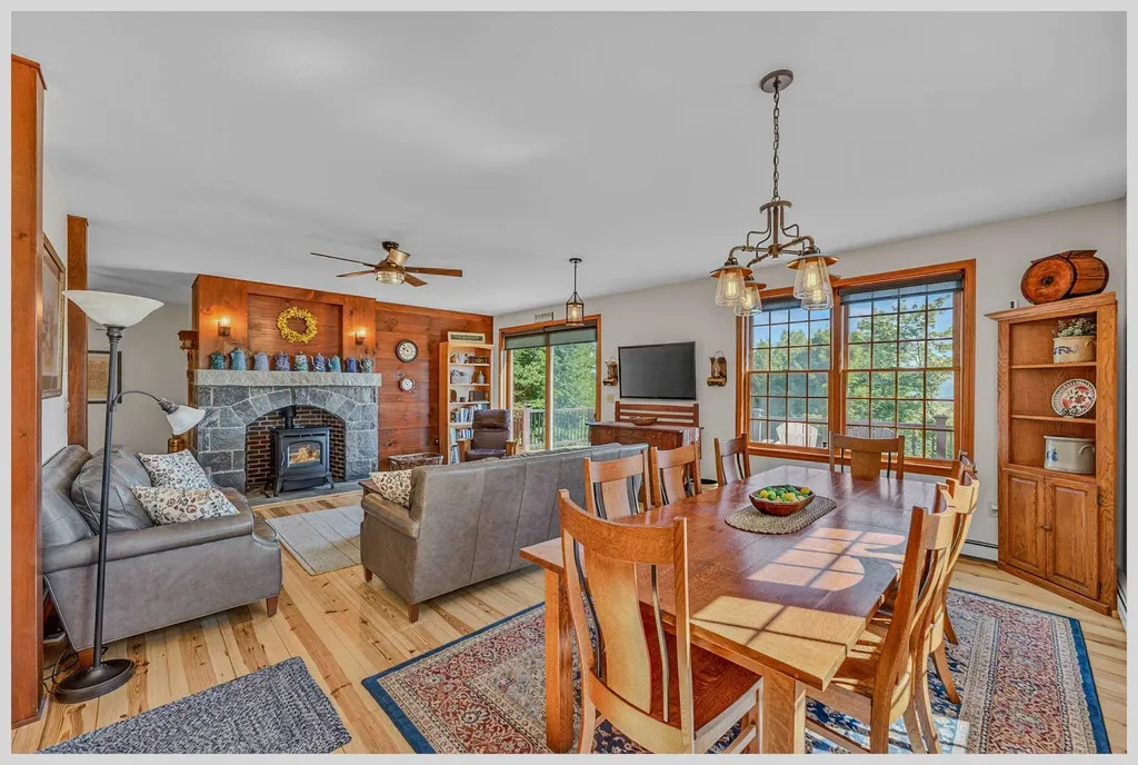 11 Loft Circle Campton NH 03223
