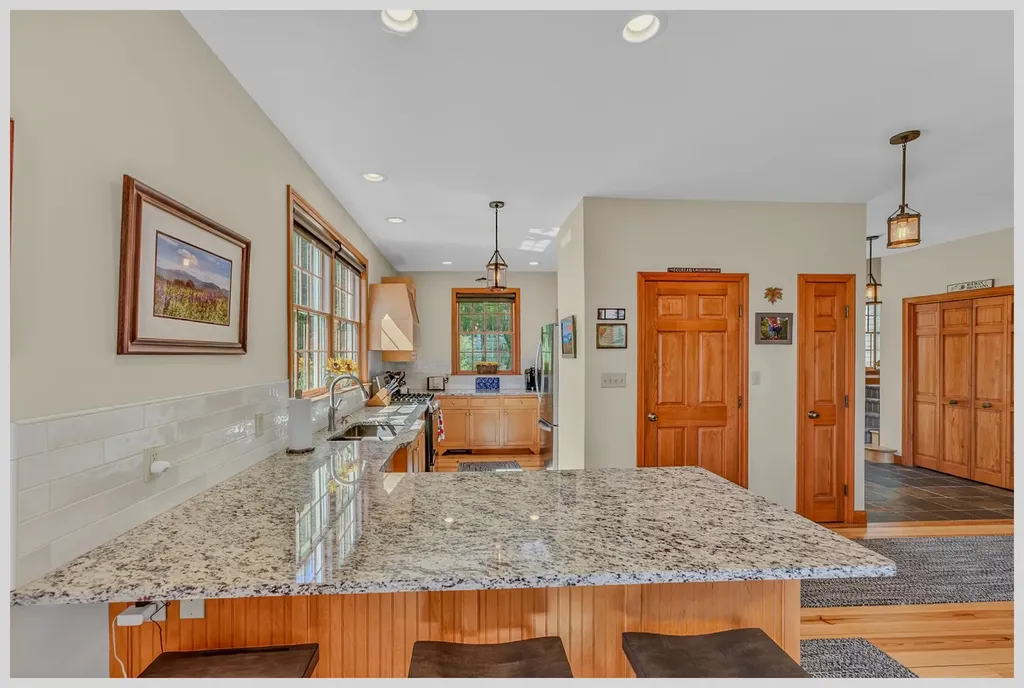 11 Loft Circle Campton NH 03223