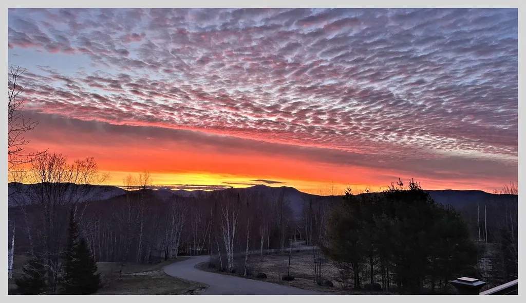 11 Loft Circle Campton NH 03223