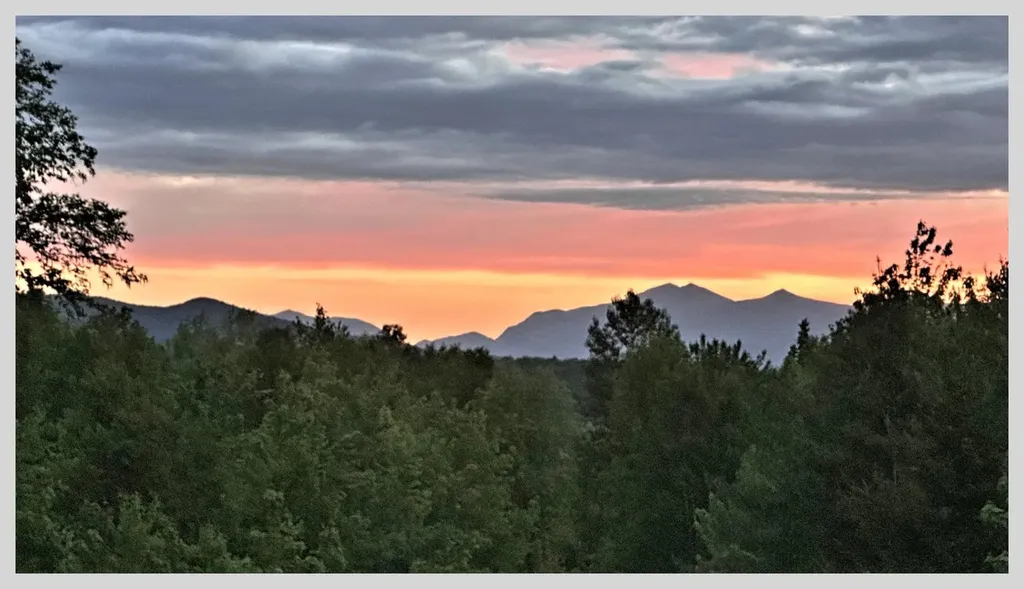 11 Loft Circle Campton NH 03223
