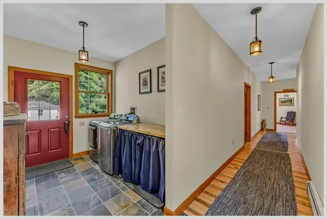 11 Loft Circle Campton NH 03223