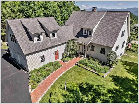 11 Loft Circle Campton NH 03223