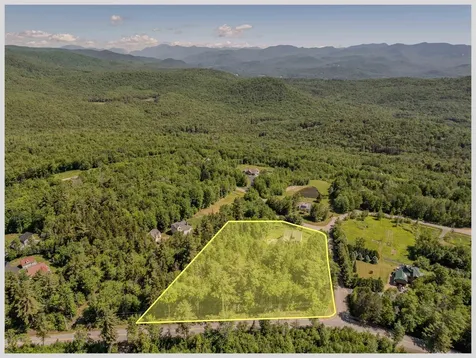 11 Loft Circle Campton NH 03223