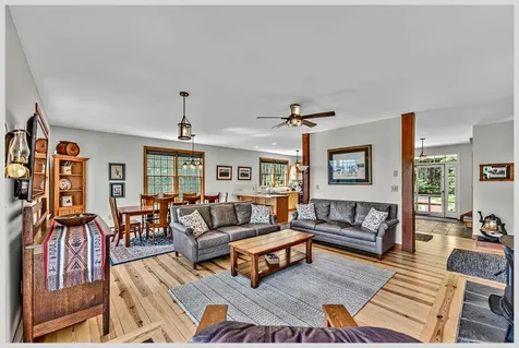 11 Loft Circle Campton NH 03223