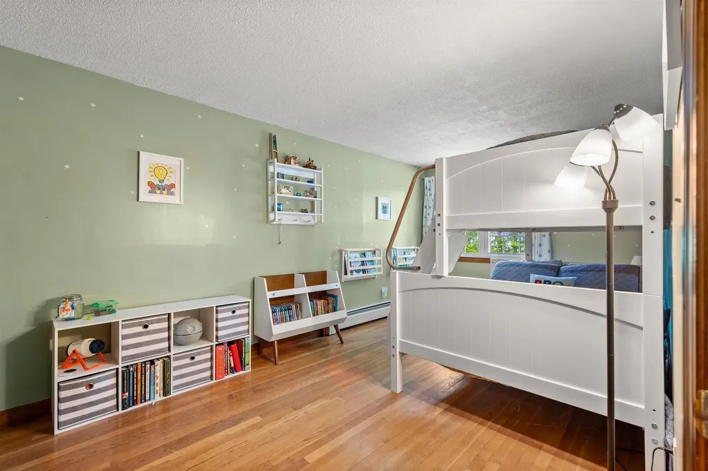 15 Wood Drive Atkinson NH 03811