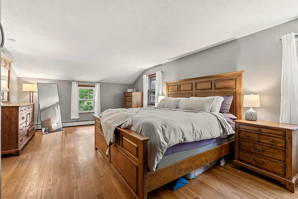 15 Wood Drive Atkinson NH 03811