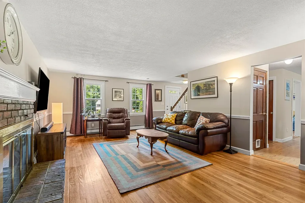 15 Wood Drive Atkinson NH 03811