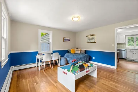 15 Wood Drive Atkinson NH 03811