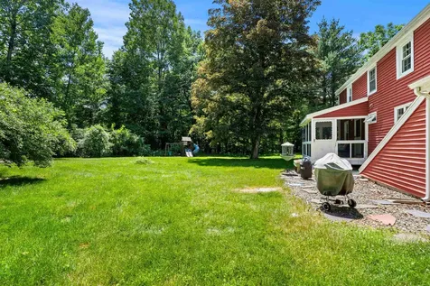 15 Wood Drive Atkinson NH 03811