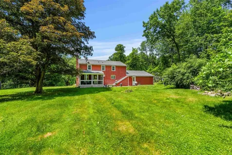 15 Wood Drive Atkinson NH 03811