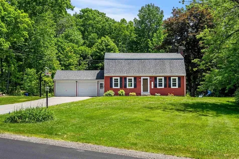 15 Wood Drive Atkinson NH 03811